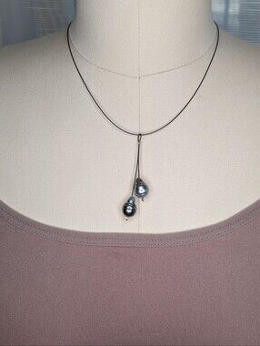 Genuine Tahitian Black Pearl Minimalist Cord Lariat Drop Necklace Peacock Lustre